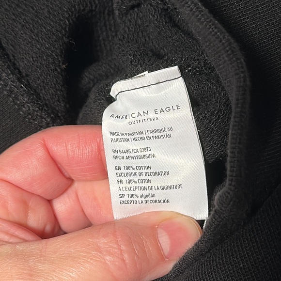 American Eagle Men’s Black Quarter Zip Pullover, EUC, Size Large - Picture 11 of 11